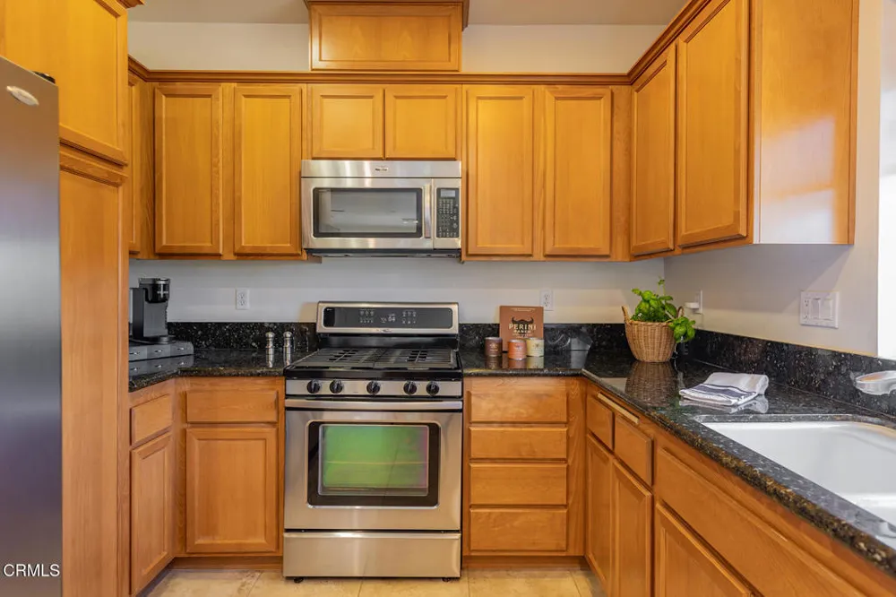 735 Garonne Street Oxnard, CA 93036
