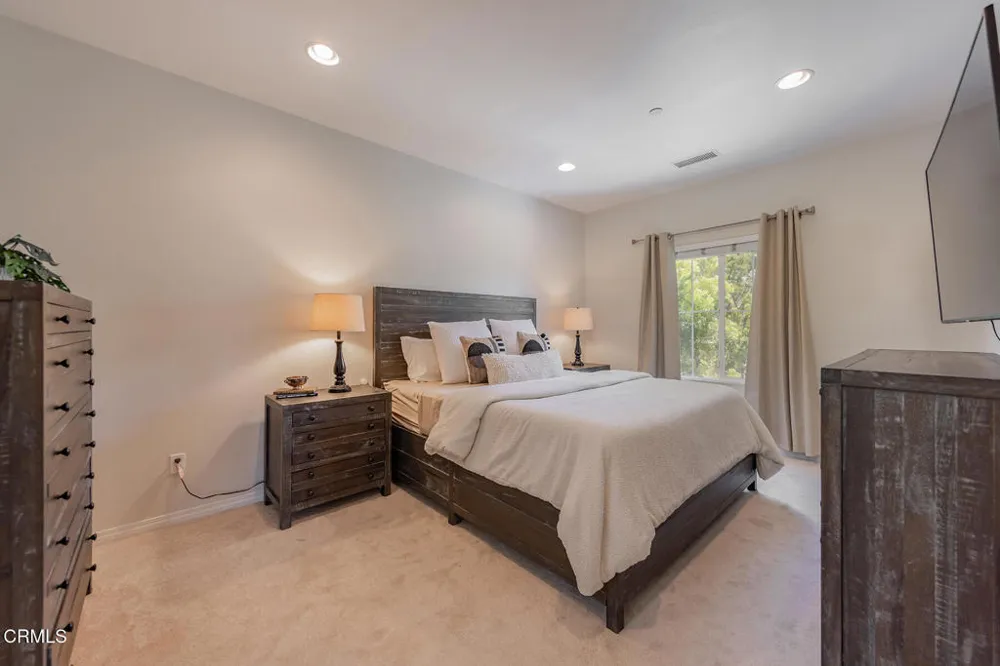 735 Garonne Street Oxnard, CA 93036