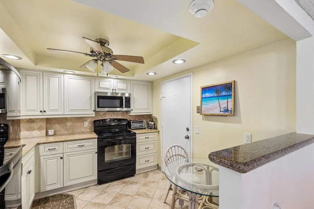 2000 S OCEAN BOULEVARD #3L Lauderdale By The Sea, FL 33062