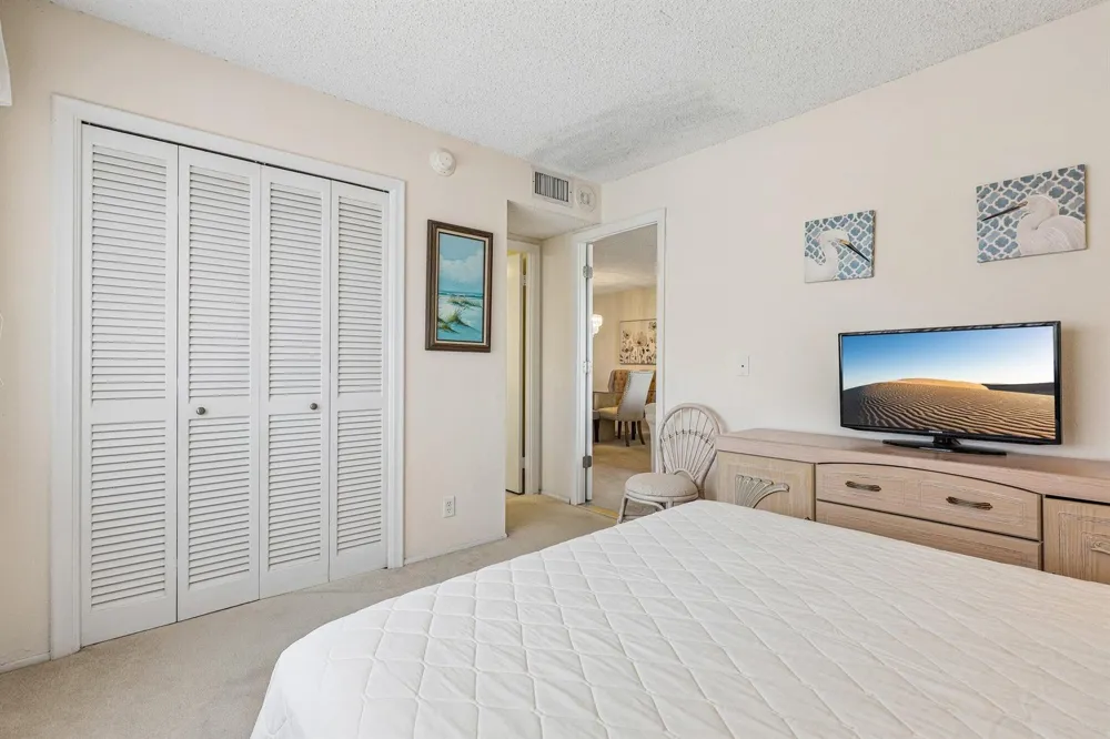 2000 S OCEAN BOULEVARD #3L Lauderdale By The Sea, FL 33062