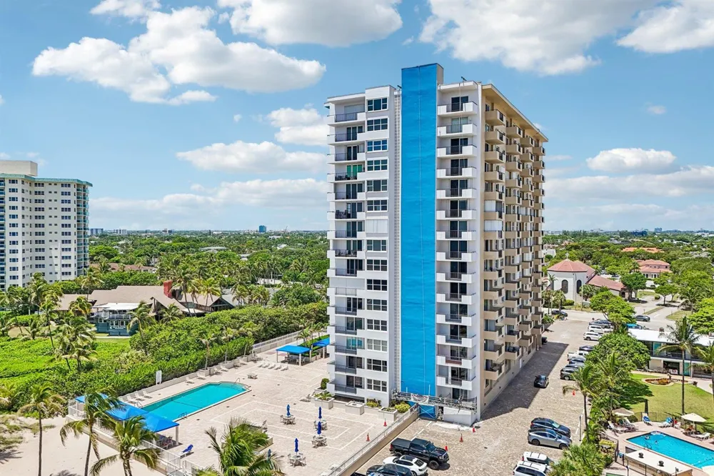 2000 S OCEAN BOULEVARD #3L Lauderdale By The Sea, FL 33062