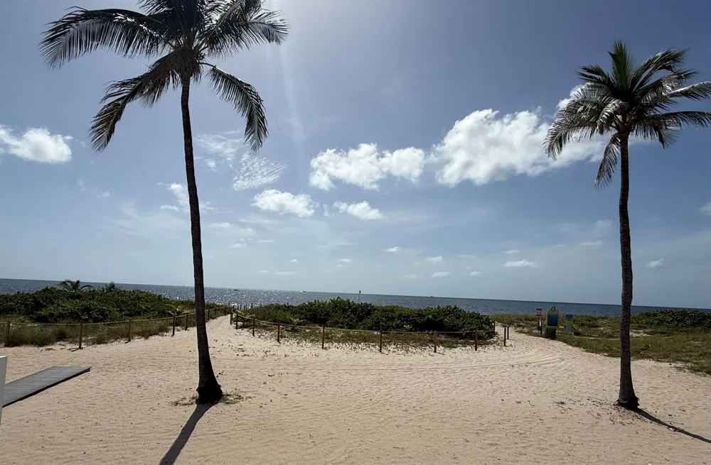 2000 S OCEAN BOULEVARD #3L Lauderdale By The Sea, FL 33062