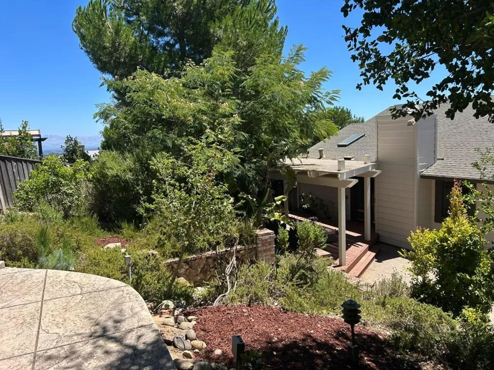 23005 Standing Oak Court Cupertino, CA 95014