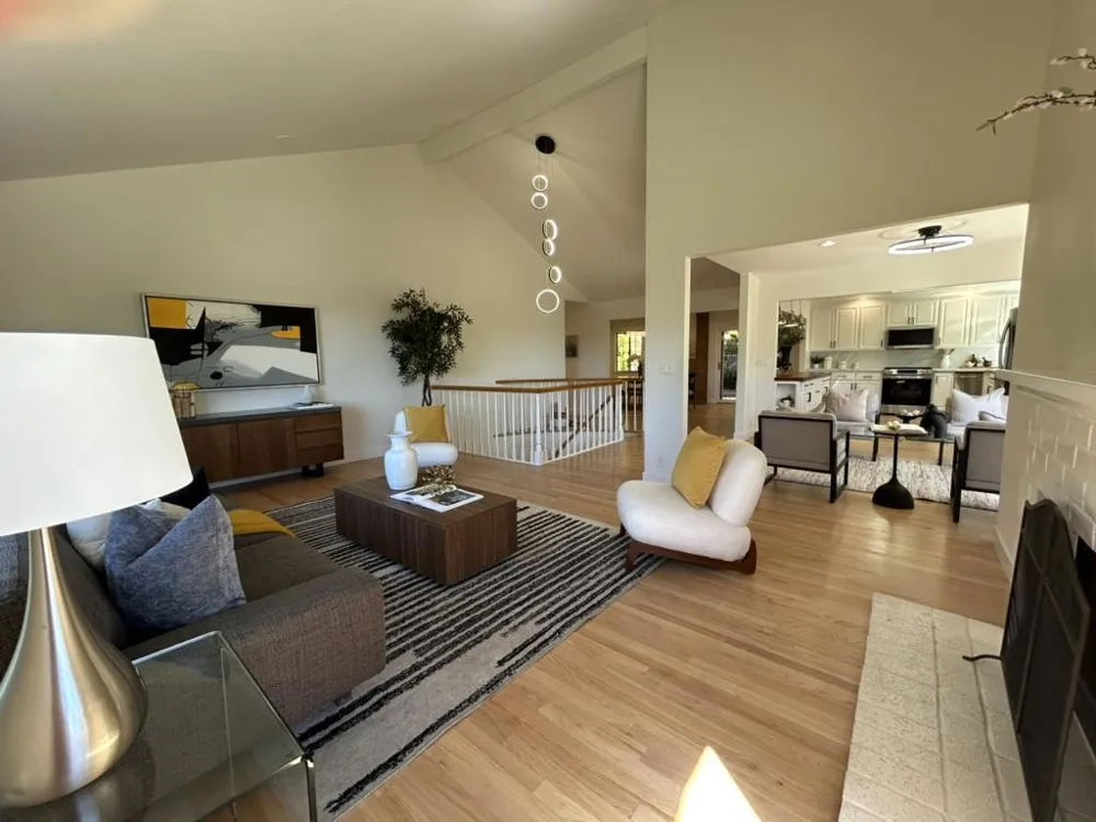 23005 Standing Oak Court Cupertino, CA 95014