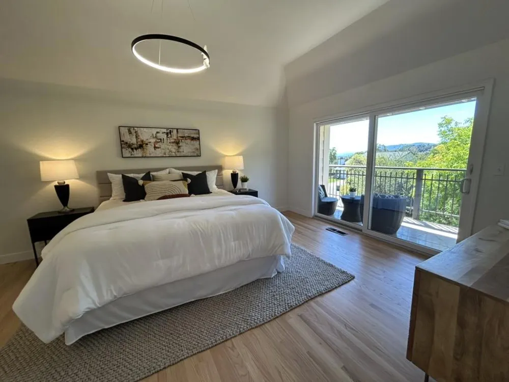 23005 Standing Oak Court Cupertino, CA 95014
