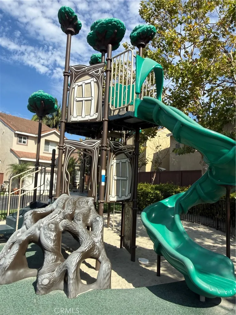 4 Sherrelwood Court Aliso Viejo, CA 92656