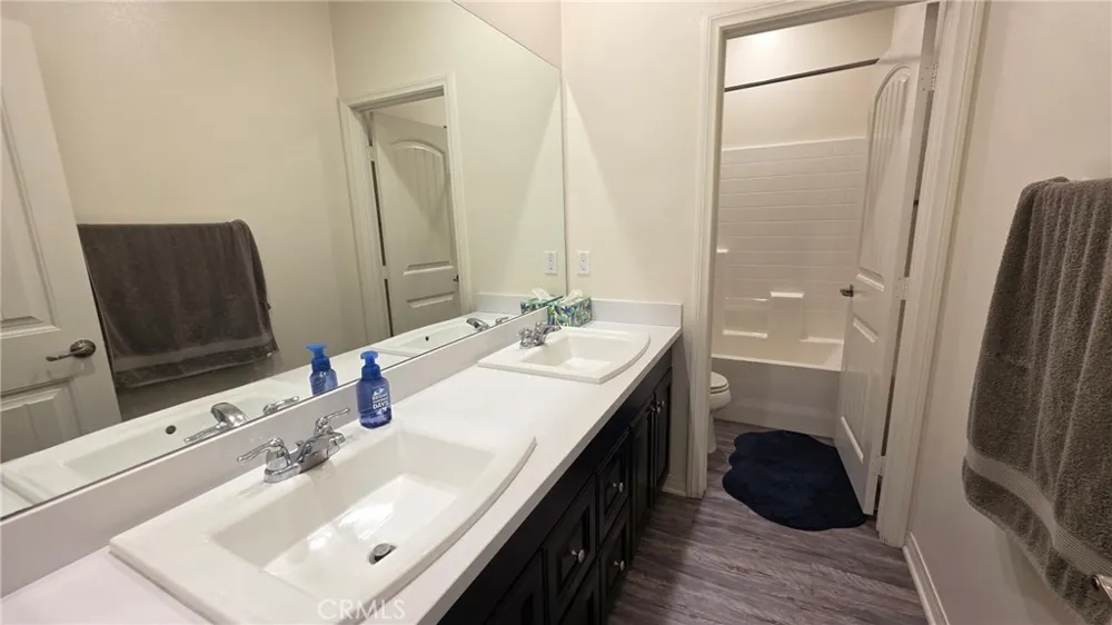 11916 Berlyn Dove Court Jurupa Valley, CA 91752