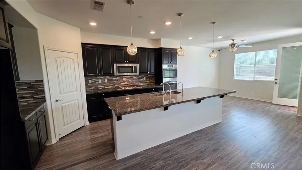 11916 Berlyn Dove Court Jurupa Valley, CA 91752