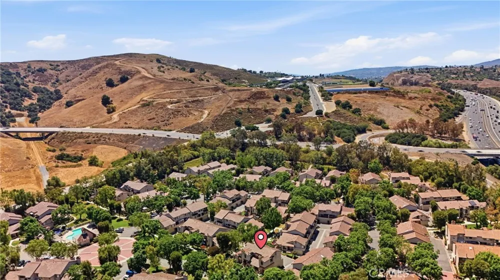 22 Mesquite Place Pomona, CA 91766