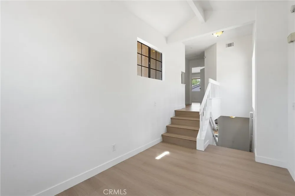 22 Mesquite Place Pomona, CA 91766