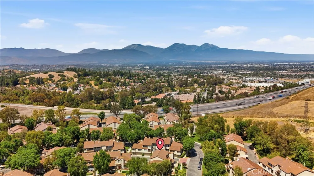 22 Mesquite Place Pomona, CA 91766