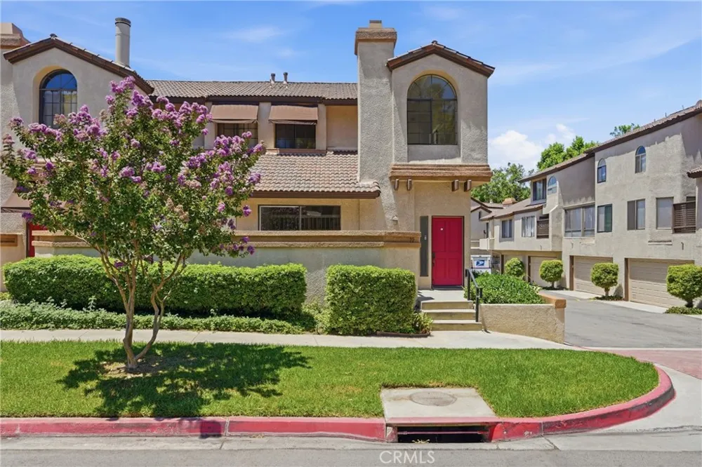 22 Mesquite Place Pomona, CA 91766