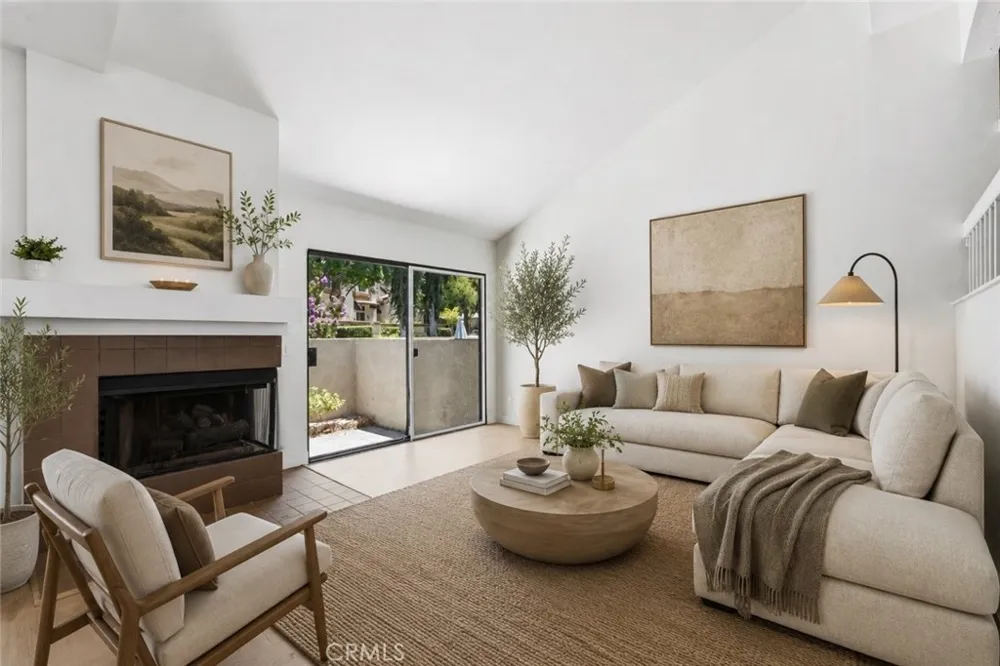 22 Mesquite Place Pomona, CA 91766