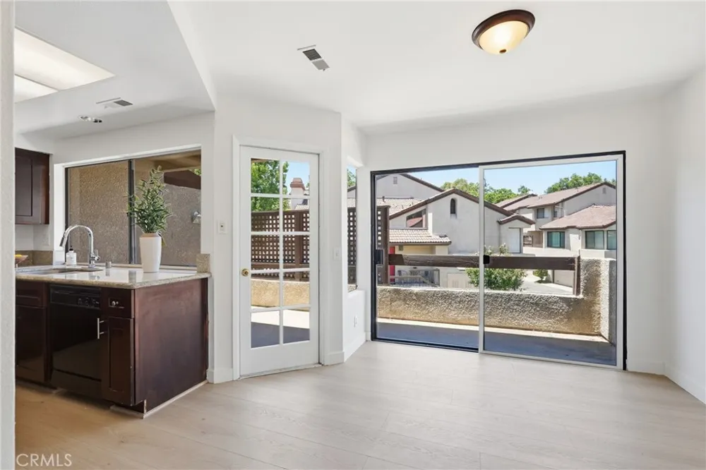22 Mesquite Place Pomona, CA 91766