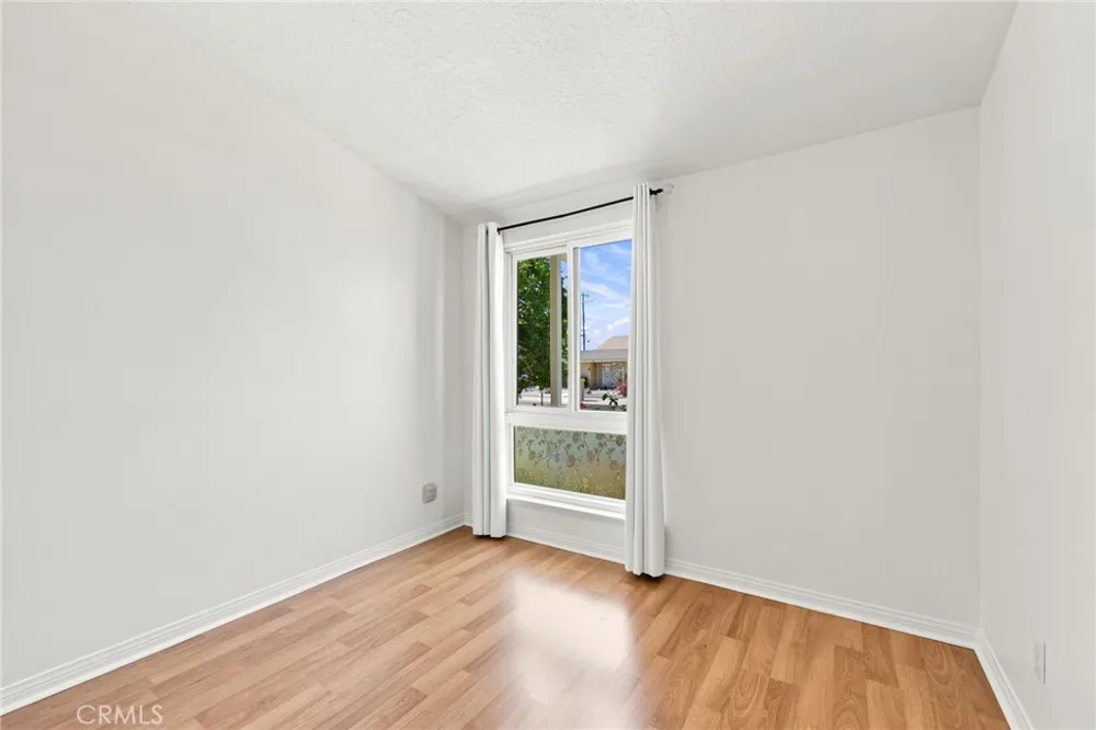 249 Dryden St. Thousand Oaks, CA 91360