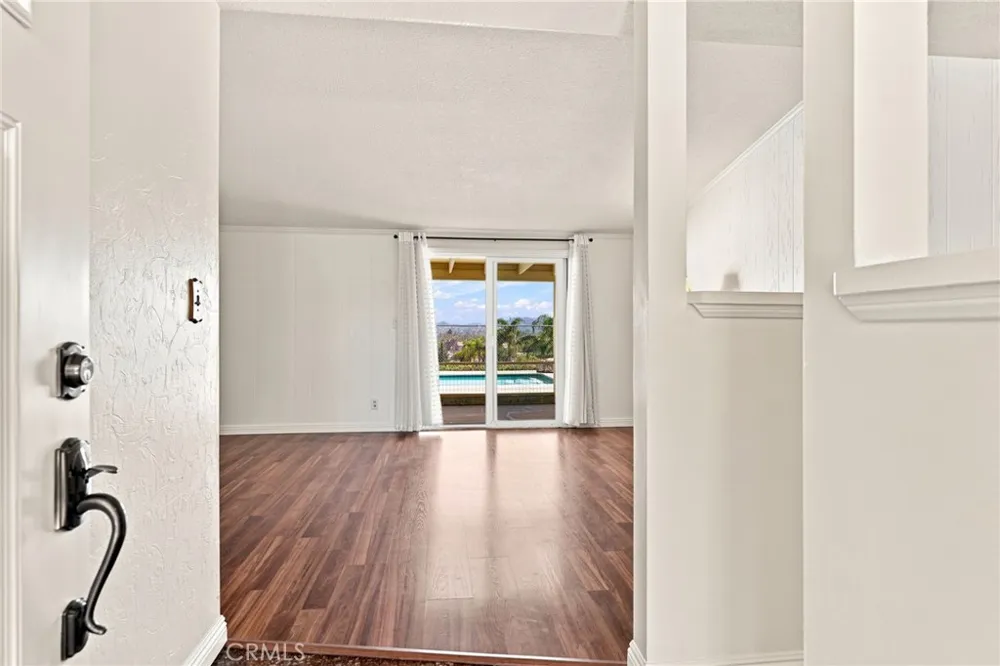 249 Dryden St. Thousand Oaks, CA 91360
