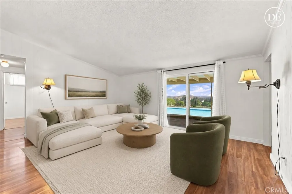 249 Dryden St. Thousand Oaks, CA 91360