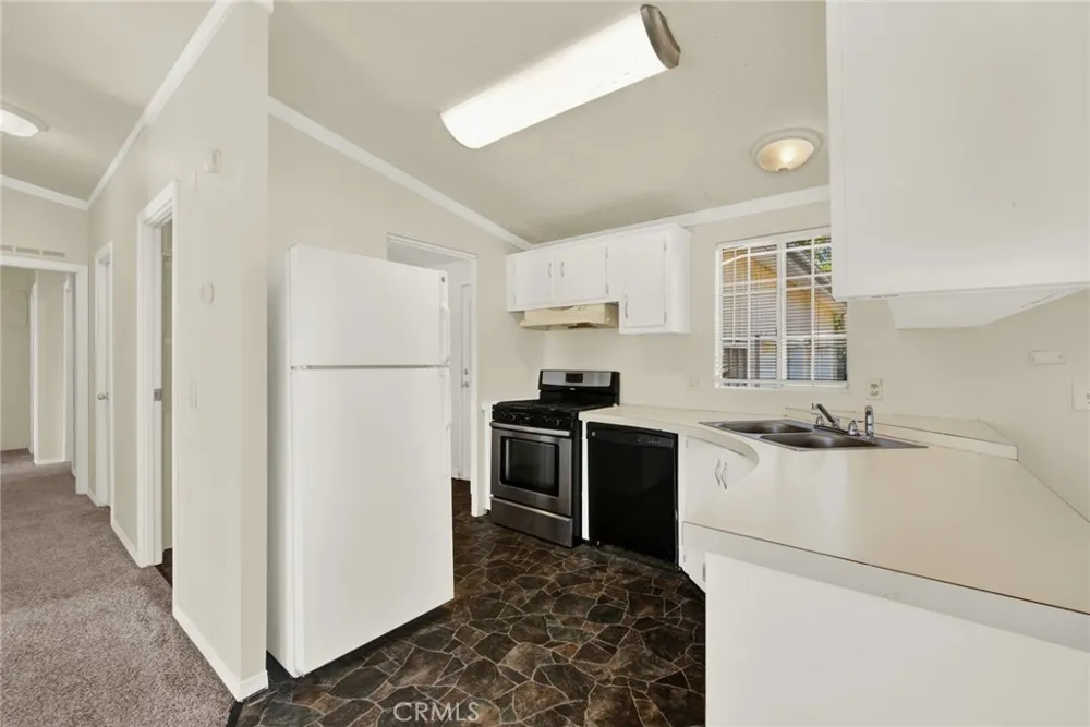 1177 FIG Corning, CA 96021