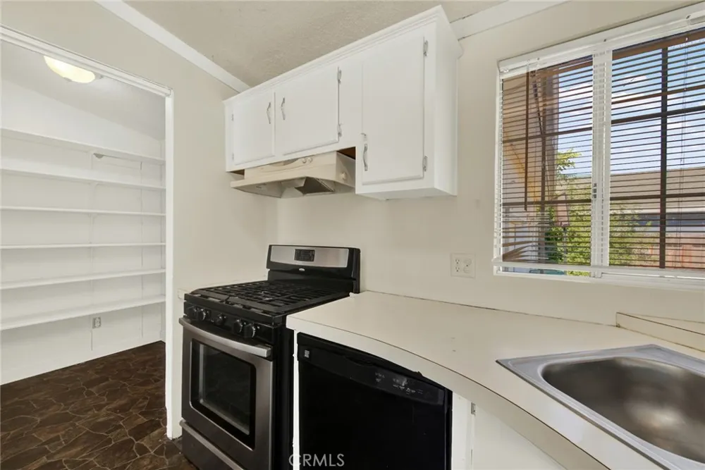1177 FIG Corning, CA 96021