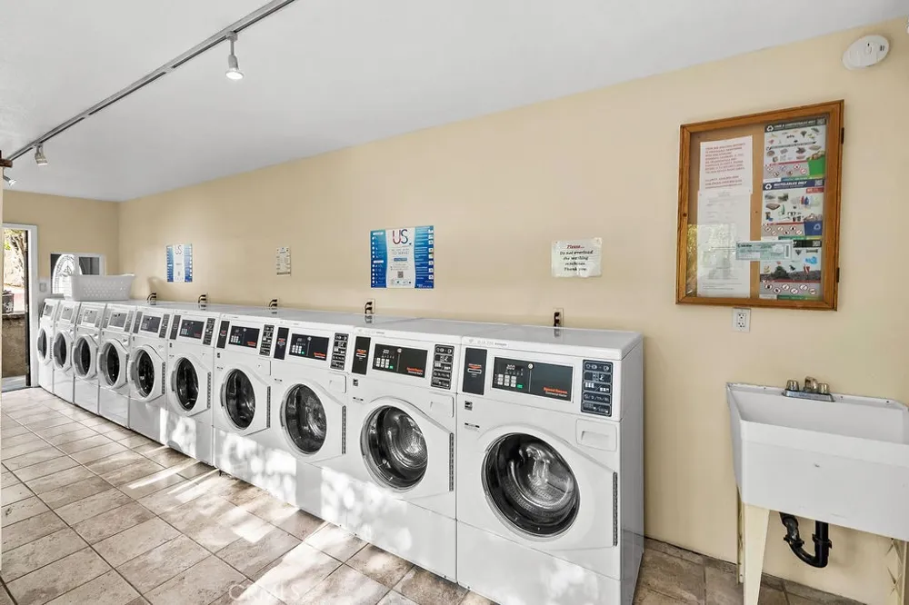 338 S Miraleste #265 Los Angeles, CA 90732