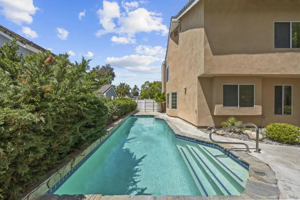 43870 Gatewood Way Temecula, CA 92592