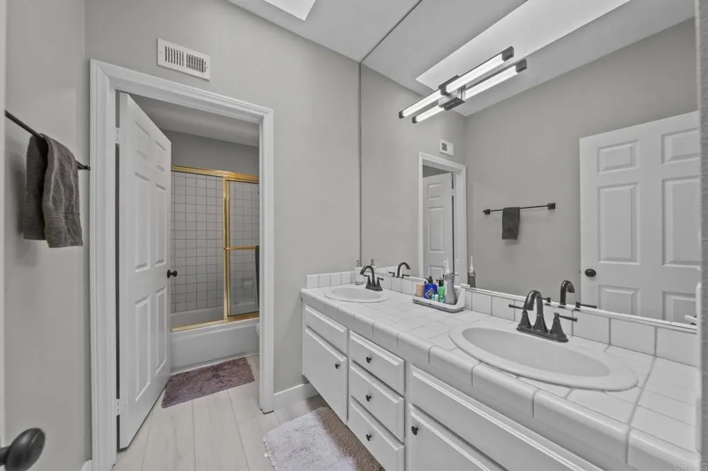 43870 Gatewood Way Temecula, CA 92592