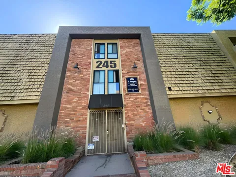 245 S Rampart Boulevard #302