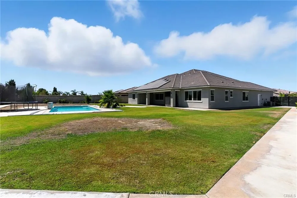12303 Hemmerling Lane Bakersfield, CA 93311