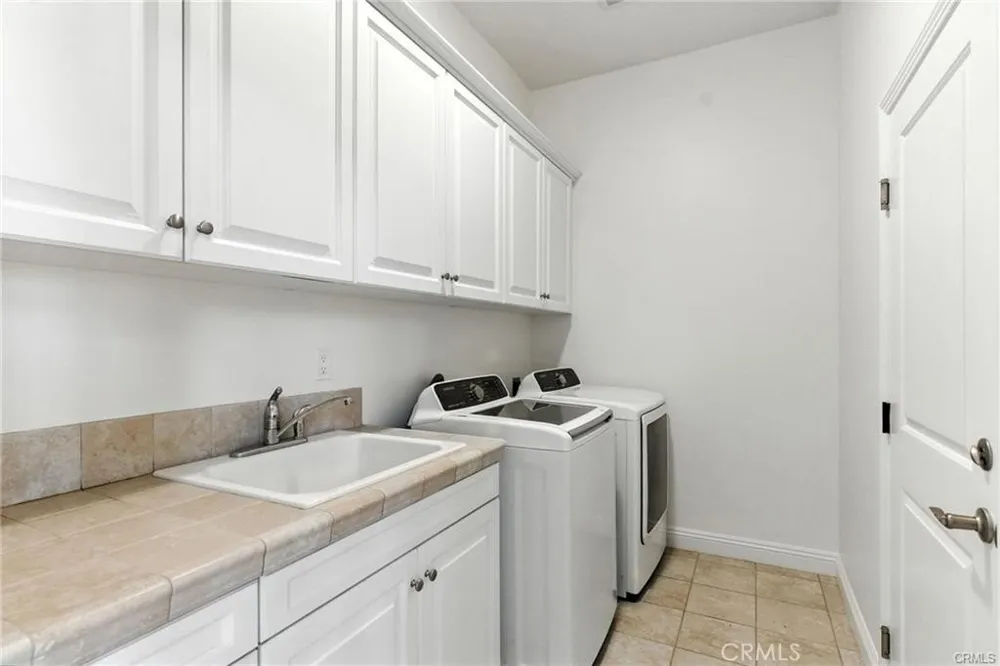 12303 Hemmerling Lane Bakersfield, CA 93311