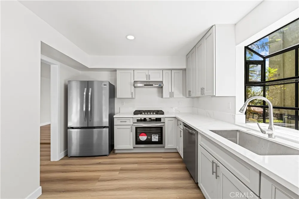 734 Fremont Villas Los Angeles, CA 90042