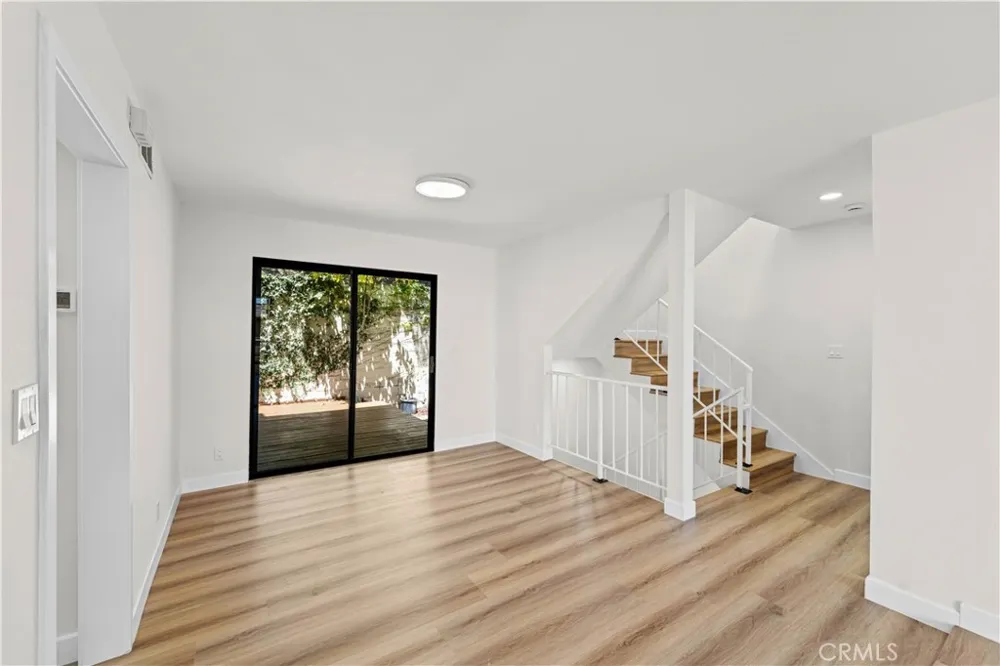 734 Fremont Villas Los Angeles, CA 90042