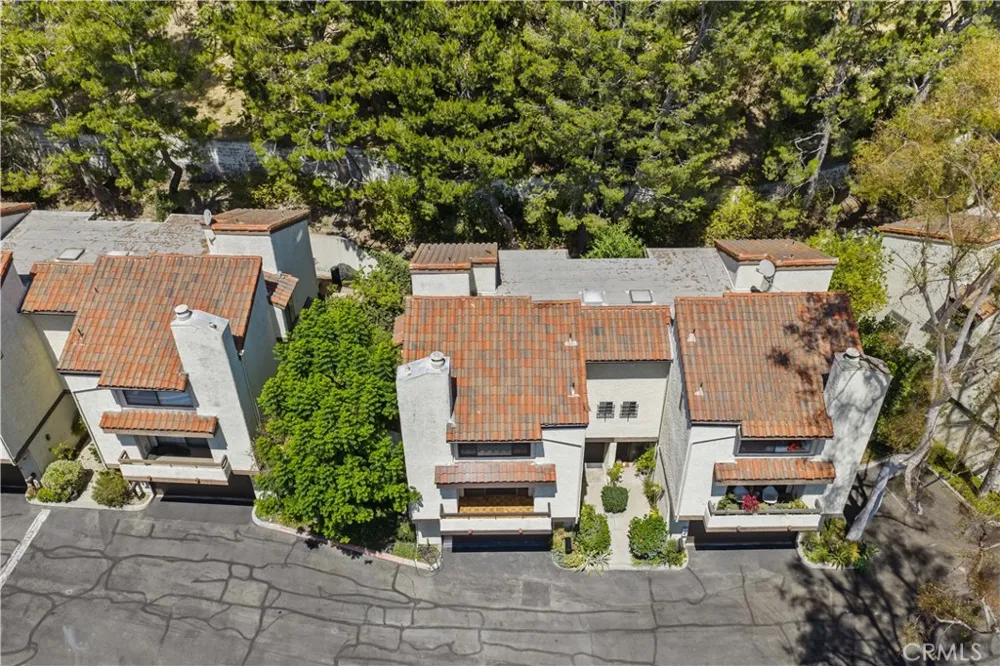 734 Fremont Villas Los Angeles, CA 90042