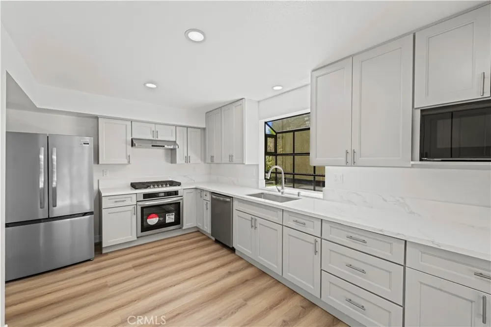 734 Fremont Villas Los Angeles, CA 90042