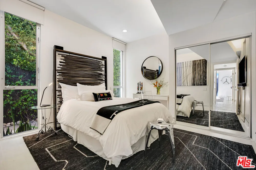 8752 Rangely Avenue West Hollywood, CA 90048