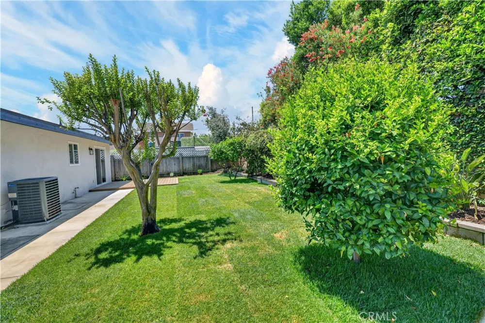 5065 Marshburn Arcadia, CA 91006