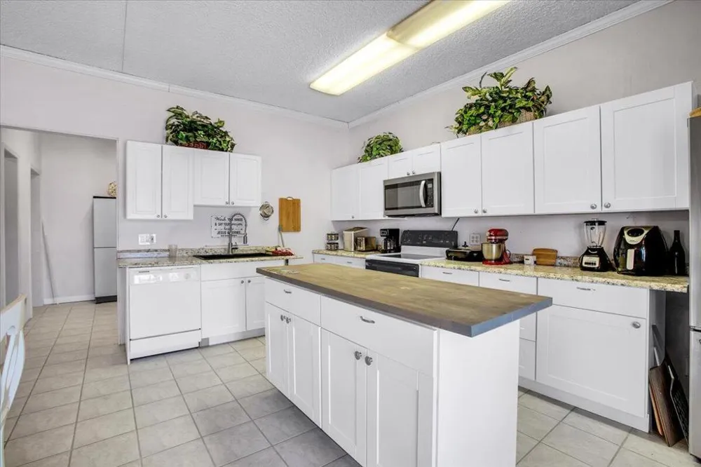 43960 Shasta Drive Desert Center, CA 92239