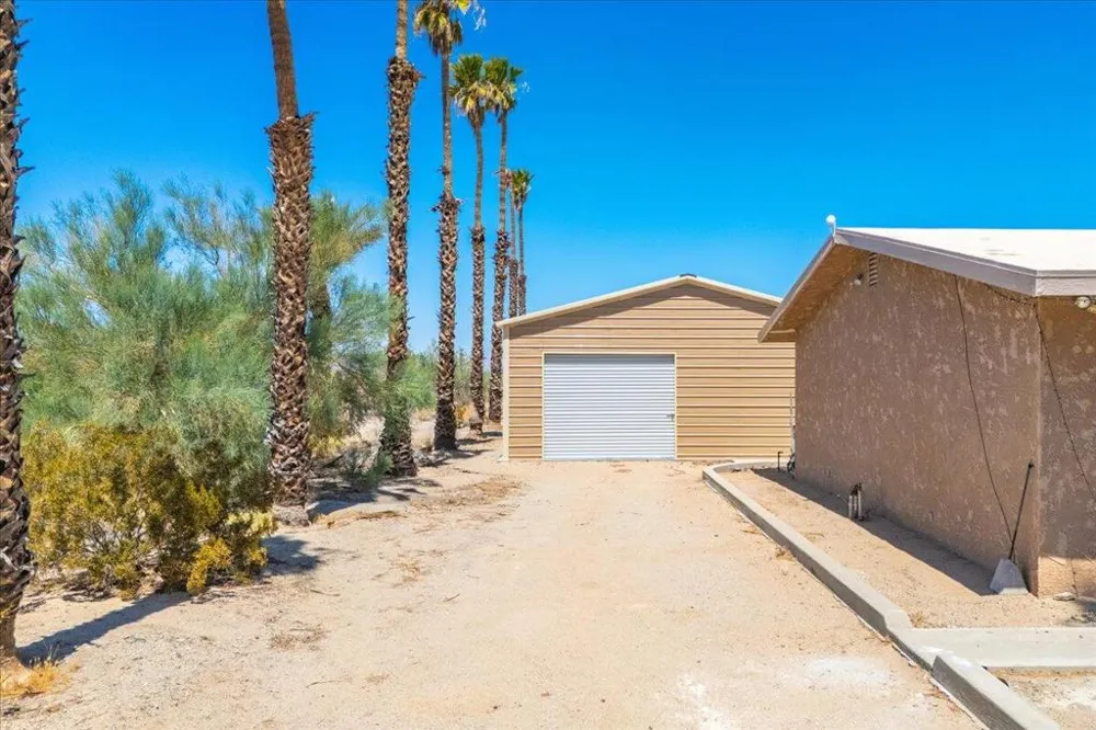 43960 Shasta Drive Desert Center, CA 92239