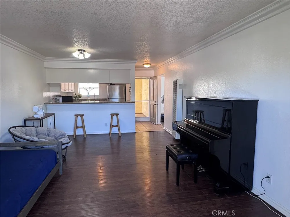 3516 E Ransom Street #303 Long Beach, CA 90804