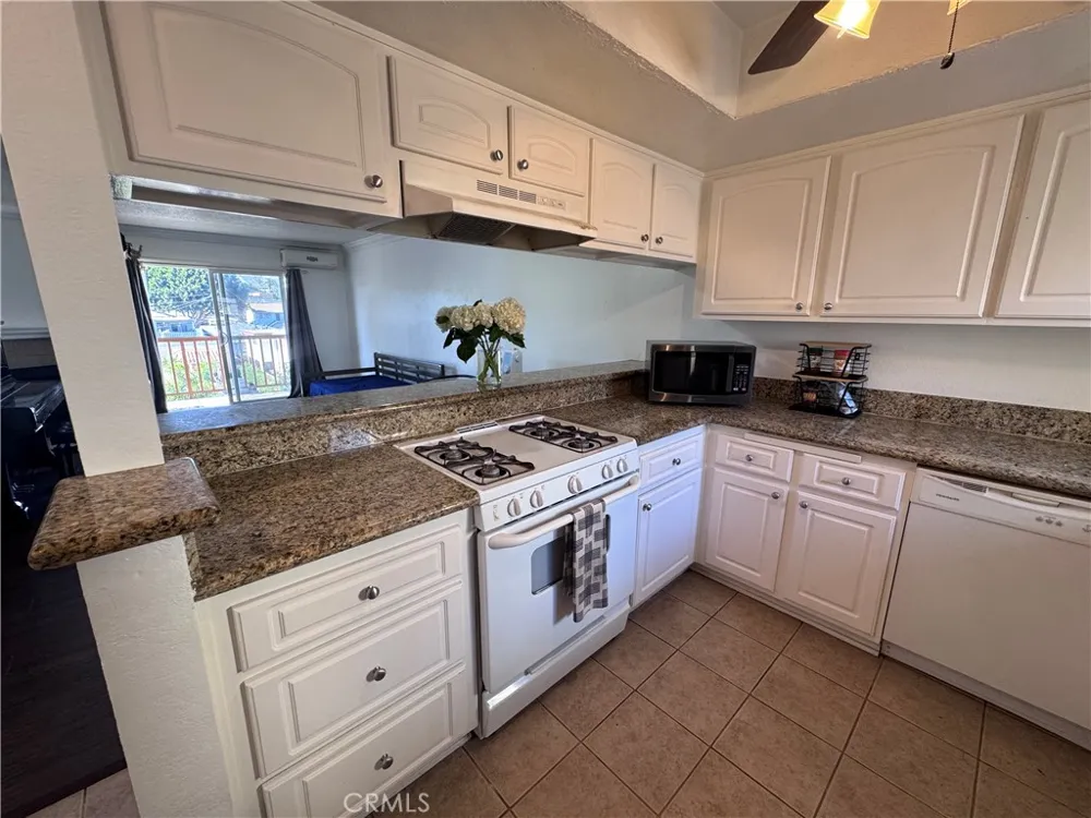 3516 E Ransom Street #303 Long Beach, CA 90804