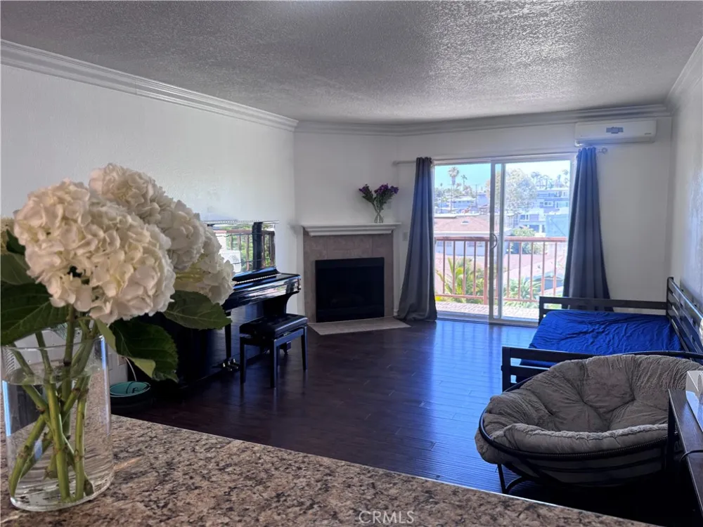 3516 E Ransom Street #303 Long Beach, CA 90804