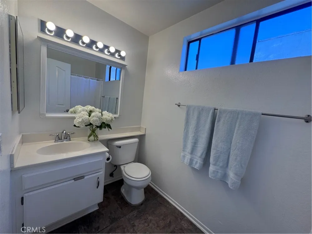 3516 E Ransom Street #303 Long Beach, CA 90804