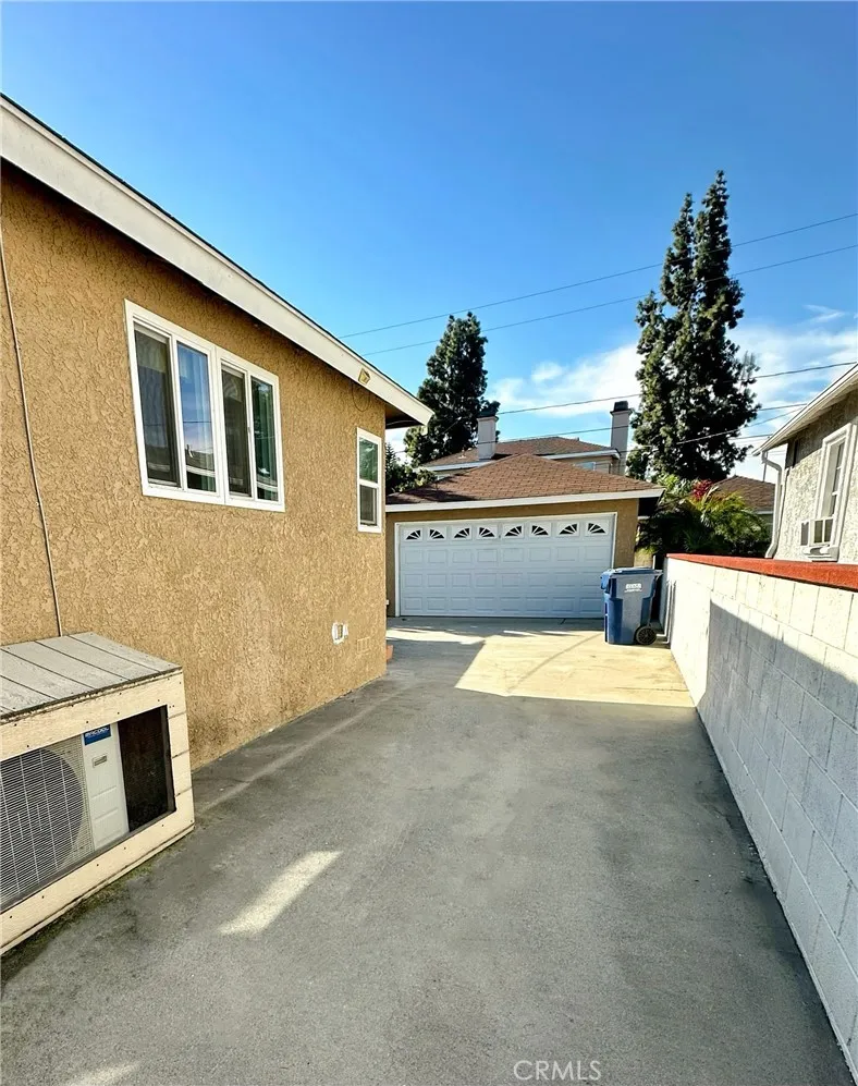 5313 Manzanar Ave Pico Rivera, CA 90660