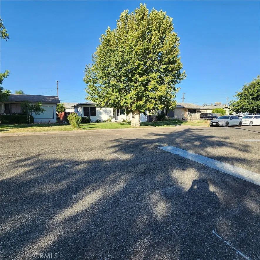 417 N O STREET Madera, CA 93637