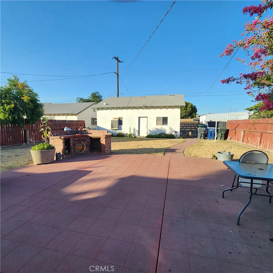 417 N O STREET Madera, CA 93637
