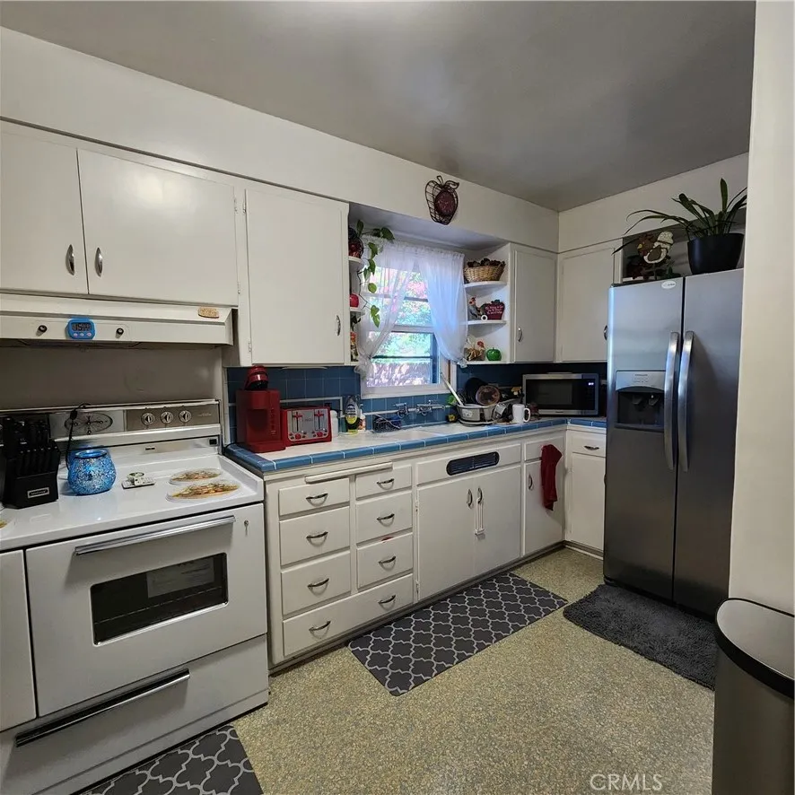 417 N O STREET Madera, CA 93637