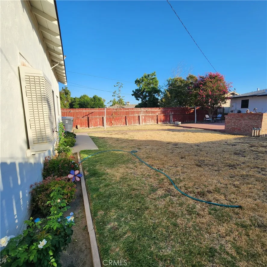 417 N O STREET Madera, CA 93637