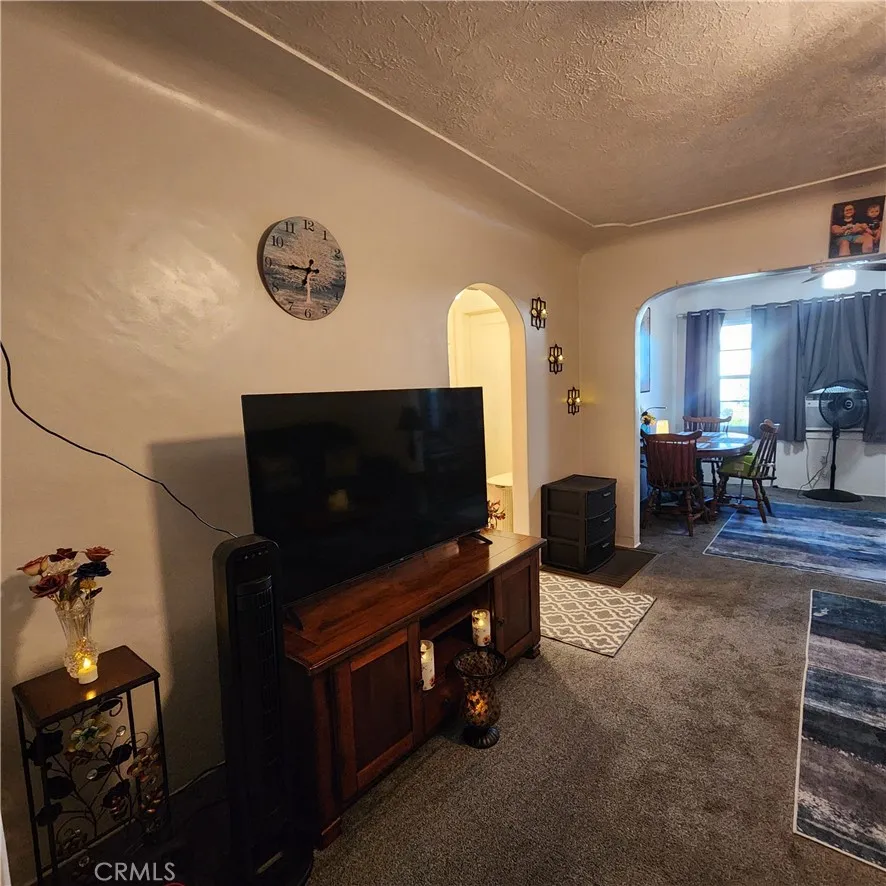 417 N O STREET Madera, CA 93637