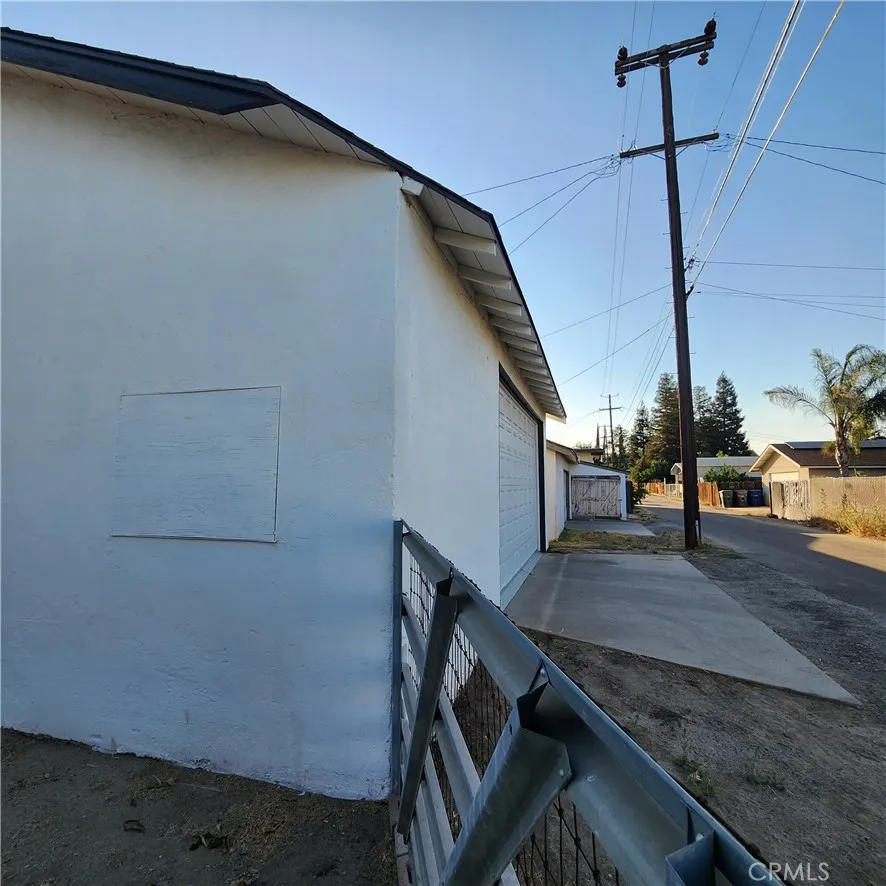 417 N O STREET Madera, CA 93637