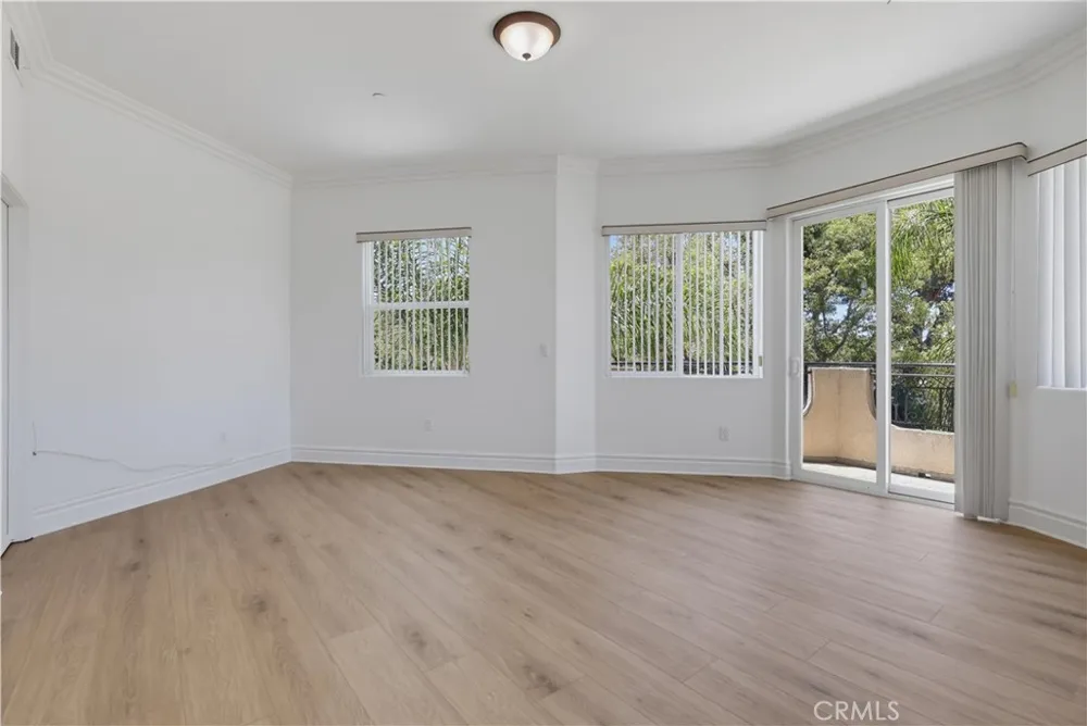 350 Bethany Road Burbank, CA 91504