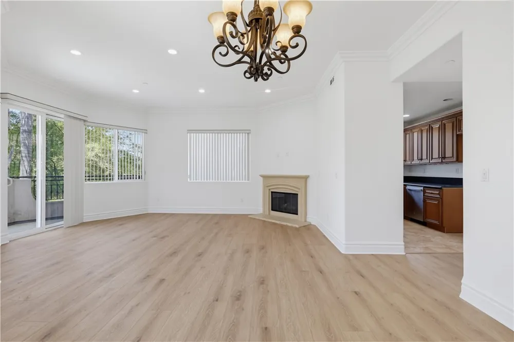 350 Bethany Road Burbank, CA 91504